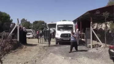 Kahramanmaraş'taki silahlı kavgada hayatını kaybeden 3 kişinin cenazeleri defnedildi
