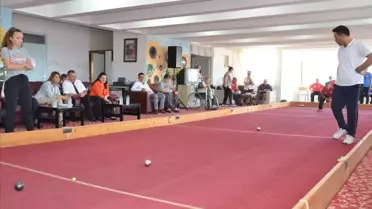 70'lik delikanlılar Edirne'deki huzurevleri arası bocce müsabakalarında karşılaştı