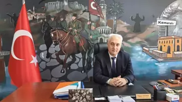 CHP İzmir İl Başkan Yardımcısı Ergül'den Gaziemir İlçe Milli Eğitim Müdürü Derse'ye Tepki: 'Siyasete Meraklıysa İstifa Etsin'