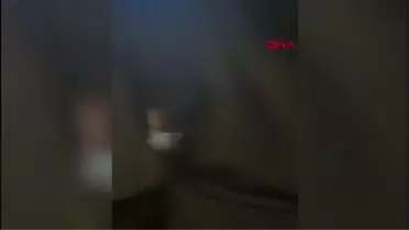 ESENLER'DE YOLCU ALMAK İÇİN DURAN TAKSİCİYİ DARBEDİP ARACINA ZARAR VERDİLER