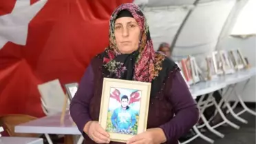 Evlat nöbetindeki anne: Senin yerin orası değil, benim yanım