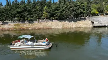 Hatay Büyükşehir Ekipleri, Su Sümbüllerini Temizliyor