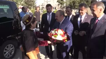 Bakan Varank: 'Bölgelerimizin potansiyeline en uygun projeleri bulup, şehirlerimizin ekonomilerine katkı sağlıyoruz'