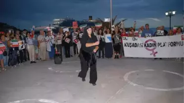 KUŞADASI'NDA KADINLAR, İRANLI MAHSA AMİNİ'NİN ÖLÜMÜNÜ PROTESTO ETTİ