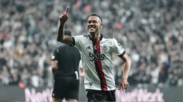 Beşiktaşlı Josef de Souza, Fenerbahçe derbisi öncesi konuştu: Savaşan bir takım olacağız