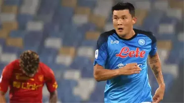 Gösterdiği performansla İtalya'da ayın oyuncusu seçilen Kim Min-Jae, Manchester United'ın radarına girdi! Serbest kalma bedelini ödemeye hazırlar