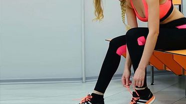 Kız sporculara soyunma odasında büyük şok! Arkadaşları trans birey çıktı, ortalık karıştı