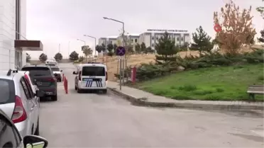Koyunlarını otlatmaya giden çobanların üzerine yıldırım düştü: 1 ölü, 1 yaralı