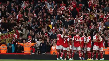 Arsenal, sahasında Liverpool'u 3-2 mağlup etti