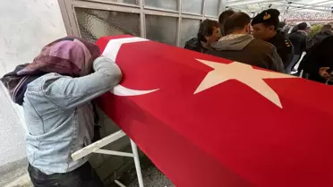 Karabük gündem haberleri... Madendeki patlamada hayatını kaybeden Öner Yıldız, Karabük'te son yolculuğuna uğurlandı (2)