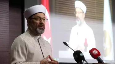 Diyanet İşleri Başkanı Erbaş: 'Bugün insanlık benzeri görülmemiş bir değişim ve dönüşüme zorlanmaktadır'