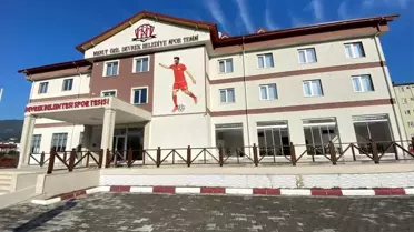 Mesut Özil'in yaptırdığı spor tesisi tamamlandı, açılışa katılması bekleniyor