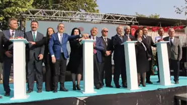 ERDOĞAN VİDEO KONFERANSLA KATILDI; İZMİR'DEKİ MUHTAR HİZMET BİNASINA İLK HARÇ DÖKÜLDÜ