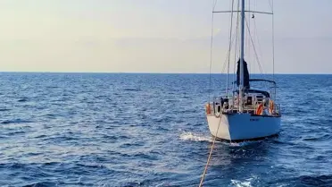 Muğla gündem haberleri: Marmaris açıklarında sürüklenen tekne kurtarıldı