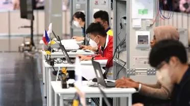 Çinli Teknisyenler, Japonya'da Düzenlenen Worldskills Yarışmasından Madalyayla Döndü
