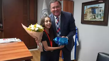 Tokat yerel haberleri | Milli Dansçı Zeynep Mil'den Milas Belediye Başkanı Tokat'a Ziyaret