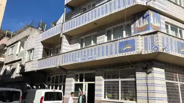 Bursa gündem haberi... Bursa'da polisten kaçarken balkondan aracın üzerine atlayan şüpheli yaralandı