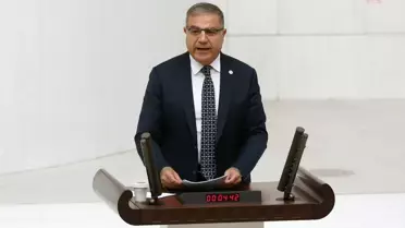 Mehmet Güzelmansur'dan Bakan Çavuşoğlu'na: '2022 Yılında Schengen Vizesi Reddedilen Türk Vatandaşı Oranının Yüzde 25'i Aştığı Doğru Mu'