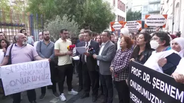 İzmir'de 'Şebnem Korur Fincancı' Protestosu: 'Tabip Odalarının, Meslek Birliklerinin ve Sendikaların Sesini Kesme, Susturma Gayreti'