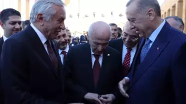 Anıtkabir'de ilginç anlar! Cumhurbaşkanı Erdoğan dahil herkes Bahçeli'nin yüzüğüne takıldı