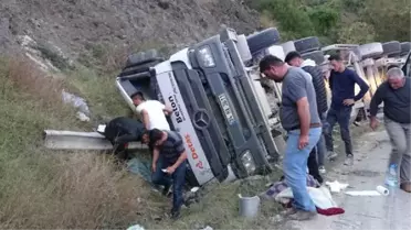 TIR DEVRİLDİ, 4 YAŞINDAKİ ZEYNEP'İN AYAK PARMAĞI KOPTU