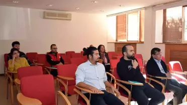 İİBF'de 'Haiku'yla İktisat' semineri gerçekleştirildi