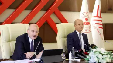 YÖK Başkanı Özvar: '(KPSS soruşturması) Normal hukuk işleyişi içerisinde devam ediyor'