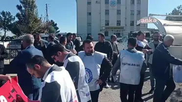 Eğitim Bir Sen Bilecik Şubesi'nden, İl Milli Eğitim Müdürlüğü Önünde Açıklama: 'Sınava Dayalı Uzman ve Başöğretmenlik Uygulaması Sona Erdirilmeli'