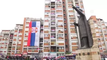KUZEY MİTROVİTSA - Kosovalı Sırplar, hükümetin 'araç plakası' kararını protesto etti
