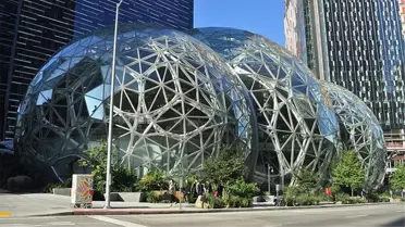 ABD'li e-ticaret devi Amazon, 1 trilyon dolardan fazla değer kaybeden ilk şirket oldu