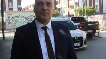 12 KASIM DEPREMİNDE YAKINLARINI KAYBEDENLERİN ACILARI TAZE