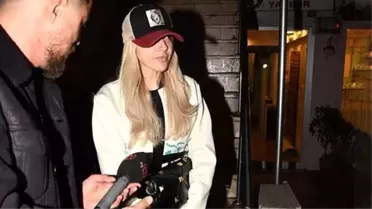 Makyajsız görüntülenen Hadise'den basın mensuplarına sitem dolu sözler: Sizinle konuşmayacağım