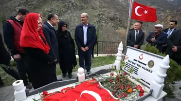Şehit öğretmen Necmettin Yılmaz, Gümüşhane'de kabri başında anıldı