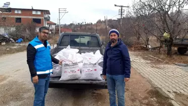 Şaphane'de çiftçilere bedelsiz 300 kilo sertifikalı tohum dağıtıldı