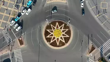 Büyükşehir, Peyzaj Çalışmaları ile Kent Estetiğini Artırıyor