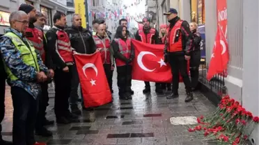 MOTOSİKLET PLATFORMU ÜYELERİ İSTİKLAL CADDESİ'NDEKİ SALDIRIDA HAYATINI KAYBEDENLERİ ANDI