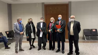 Kapatılan Zaman Gazetesinin Eski Yazarlarına Hapis Cezası: Mümtazer Türköne 3 Yıl 9 Ay Hapse Çarptırıldı