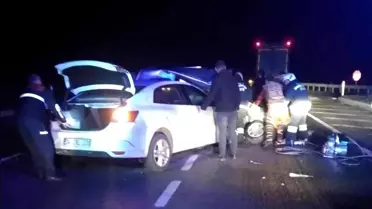 Samsun'da otomobil hafif ticari araç ile çarpıştı: 2 ölü, 5 yaralı
