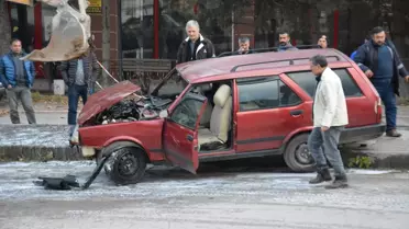 Giresun'da aydınlatma direğine çarpan otomobildeki 4 kişi yaralandı