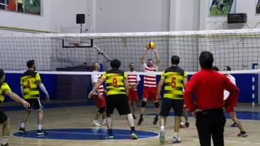 Kurumlar arası voleybolda şampiyonları belli oldu