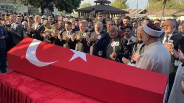Şehit Piyade Komando Binbaşı Duman, son yolculuğuna uğurlandı (2)