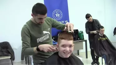 Tavşanlı'da otizmli çocukların kişisel bakımları yapıldı
