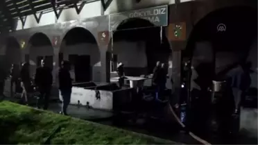 Yazmacılar Hanı'nda çıkan yangın söndürüldü