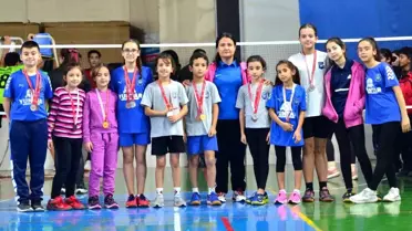 Yunusemreli badmintoncular il seçmesine damga vurdu