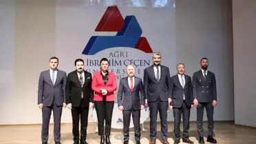 AİÇÜ'de 'Türkiye Yüzyılı Gençlik ve Üretim Stratejisi' konferansı düzenlendi