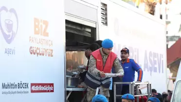 Antalya Büyükşehir, Sel Felaketinin İzlerini Silmek İçin Çalışmalara Devam Ediyor