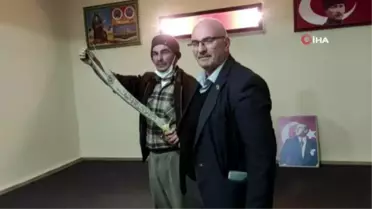Bayramiç'te cemevine Zülfikar kılıcı hediye edildi
