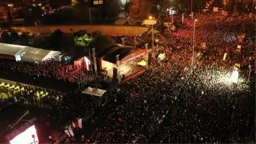 Emniyet ve İBB'nin açıklamalarında fark çok büyük! Saraçhane'deki mitinge kaç kişi katıldı?