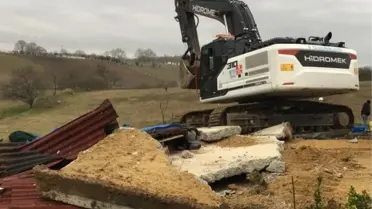 Silivri'de 898 kaçak yapı yıkıldı