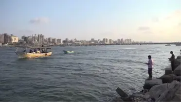 Gazzeli balıkçıların ağları 'İsrail'in engellerine' takılıyor